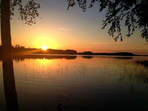 Kesäyö Paraisilla-konsertti; klikkaa lisätiedot tästä kuva